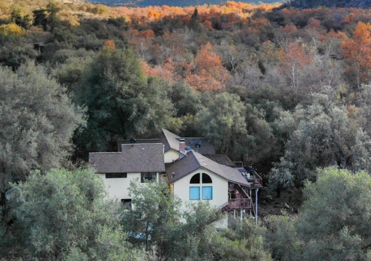 Вилла Sequoia South Fork Retreat Три-Риверс Экстерьер фото
